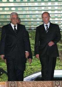 Махмуд Аббас рассказал Владимиру Путину, что единственный путь к стабильности в Палестине - переговоры между ХАМАС и ФАТХ. Фото: Константин Завражин