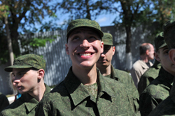 В армию будут брать только образованных молодых людей. Фото: Артем Житенев / РИА Новости www.ria.ru